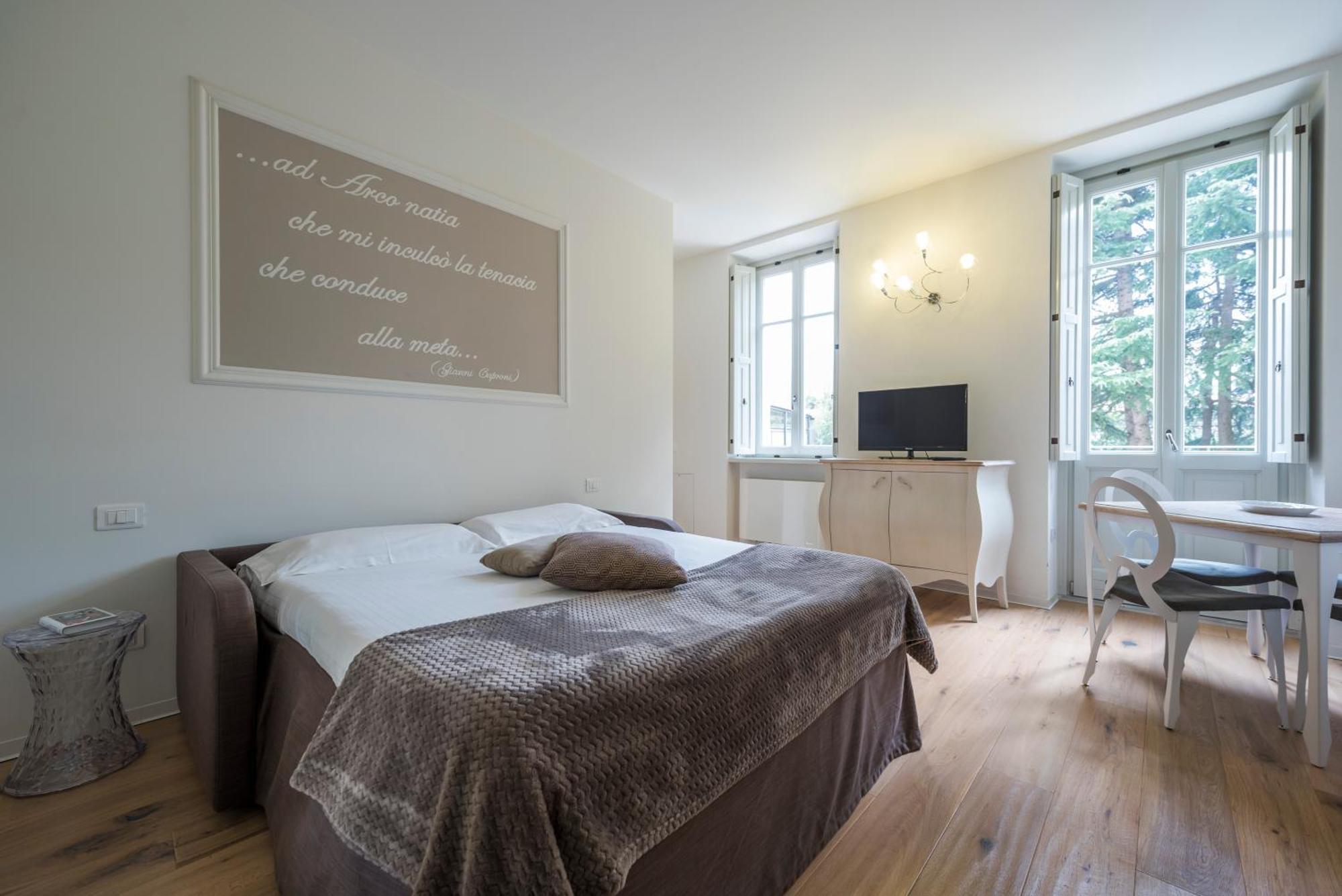 Villa Italia Luxury Suites And Apartments Арко Экстерьер фото